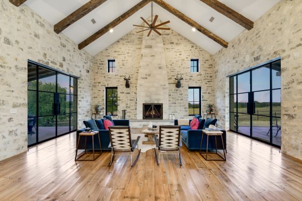 225+ Acre Modern Farmhouse in Dripping Springs